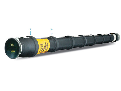 Underwater oil hose with one end reinforced buoy ring Transport crude oil and liquid petroleum products between loading