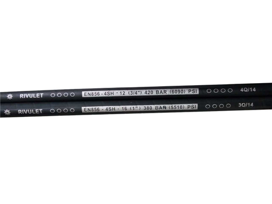 Four Spiral Steel Wire Strengthened Hydraulic Hose Withstand 140 - 340MPa Pressure