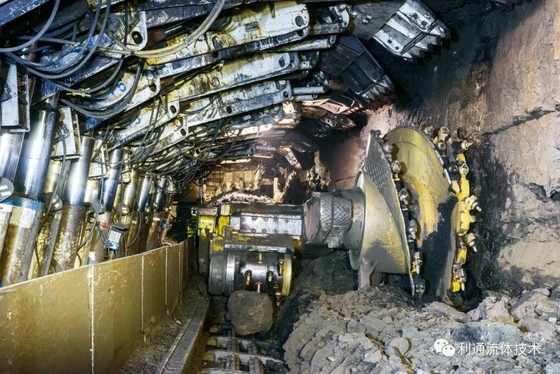Pressure Steel Wire Reinforced Spiral Hydraulic Hose With Four Layer Reinforcement for Extreme Temperatures